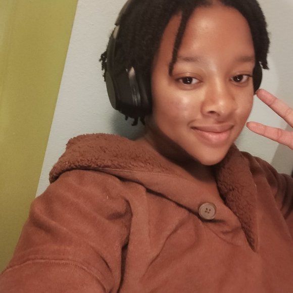 Cropped sweatshirt - Picture 4 of 4